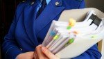 Прокуратура Красногвардейского района направила в суд заявление о взыскании ущерба, причиненного мошенниками пенсионеру, с дроппера